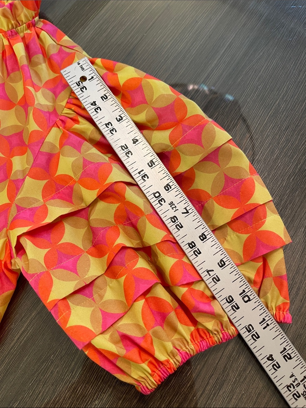 THML Yellow Abstract Split Neck
Printed Puff Short Sleeve Top Size XS - Picture 11 of 14
